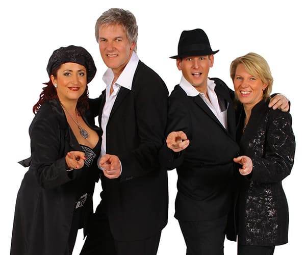 Melody-Events_-_Kuenstler_-_Bands_-_Papermoon